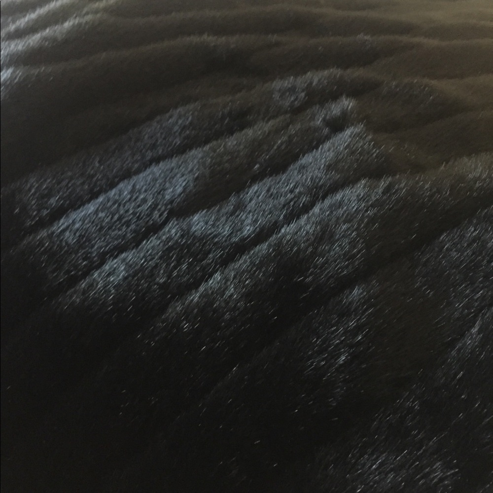 Ethan Allen Black Faux Fur Thro. NEW